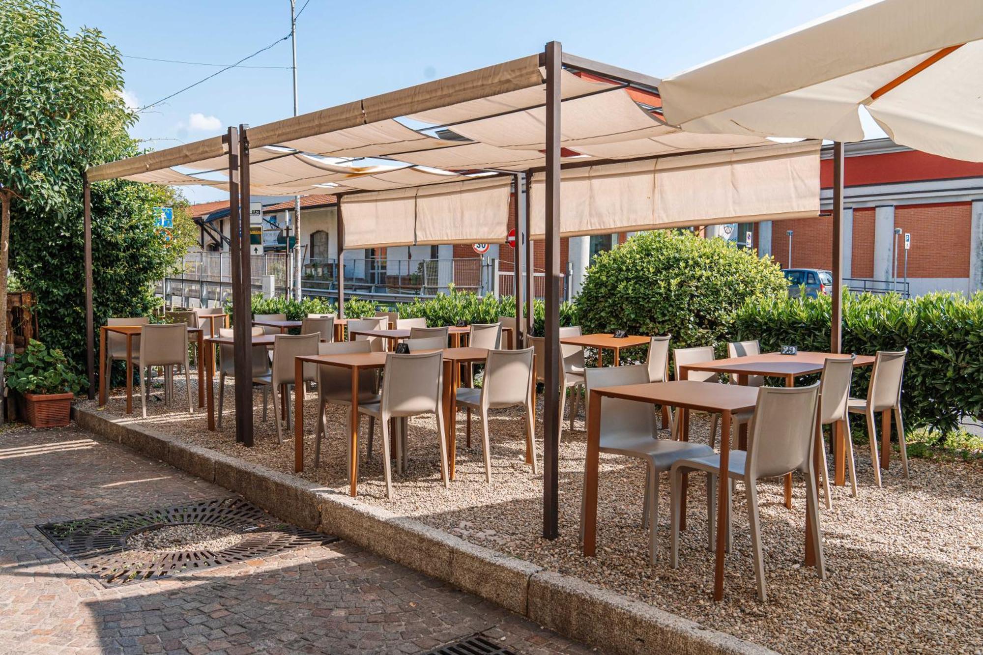 Locanda Da I Baldi Laveno Exterior foto